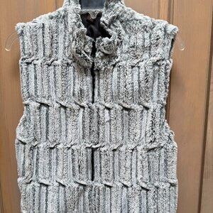 Women's Faux Fur Vest - Small